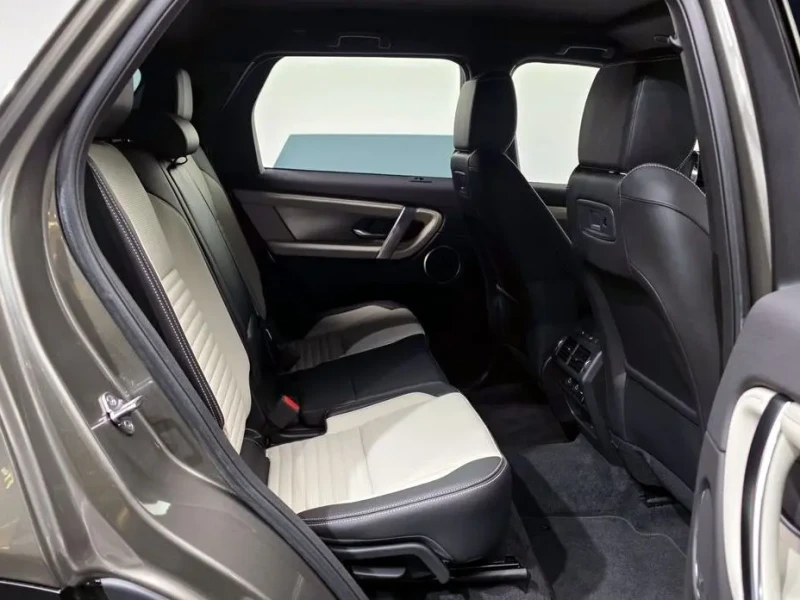 2025 Land Rover Discovery Sport с пробегом 3 592 км