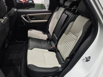 2025 Land Rover Discovery Sport с пробегом 20 366 км