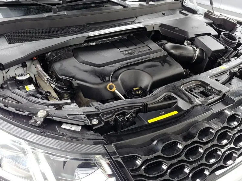 2025 Land Rover Discovery Sport с пробегом 8 430 км