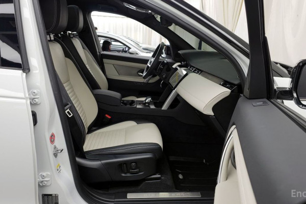 2025 Land Rover Discovery Sport с пробегом 8 430 км