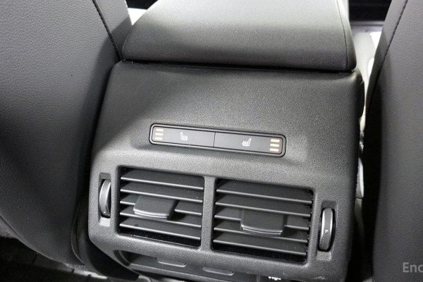 2025 Land Rover Discovery Sport с пробегом 8 430 км