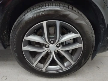 2024 Land Rover Discovery Sport с пробегом 6 840 км