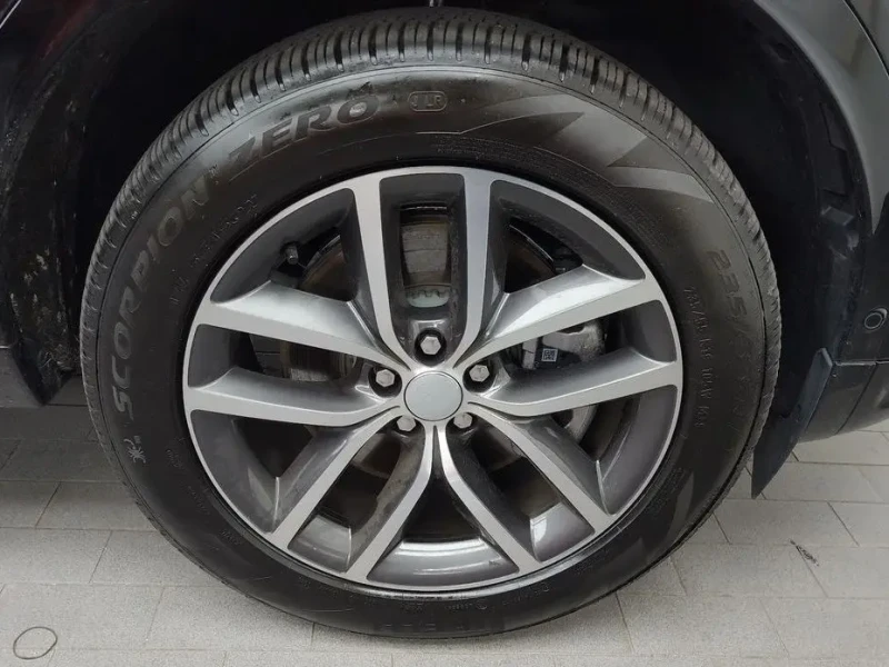 2024 Land Rover Discovery Sport с пробегом 6 840 км