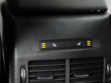 2024 Land Rover Discovery Sport с пробегом 6 840 км
