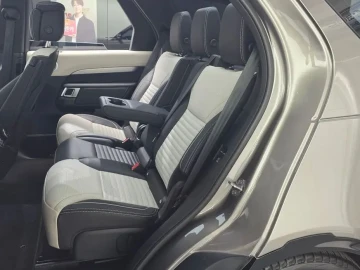 2024 Land Rover Discovery с пробегом 17 381 км