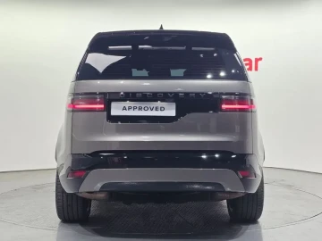 2024 Land Rover Discovery с пробегом 17 381 км