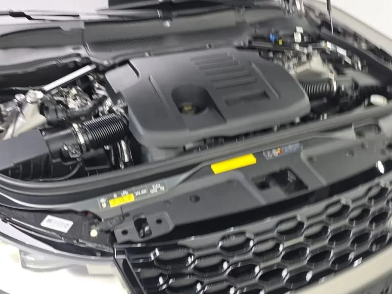 2024 Land Rover Discovery с пробегом 17 381 км