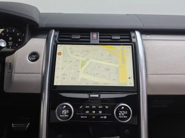 2024 Land Rover Discovery с пробегом 17 381 км