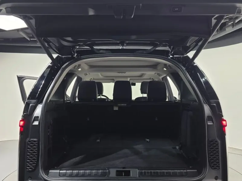 2021 Land Rover Discovery с пробегом 74 604 км