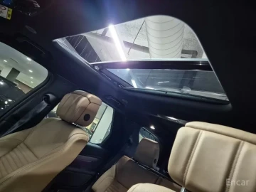 2025 Land Rover Discovery с пробегом 10 055 км