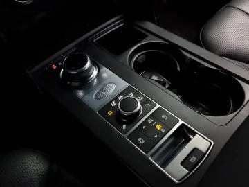 2019 Land Rover Discovery с пробегом 90 937 км