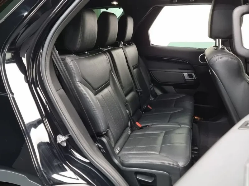 2019 Land Rover Discovery с пробегом 90 937 км