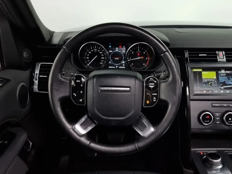 2019 Land Rover Discovery с пробегом 90 937 км