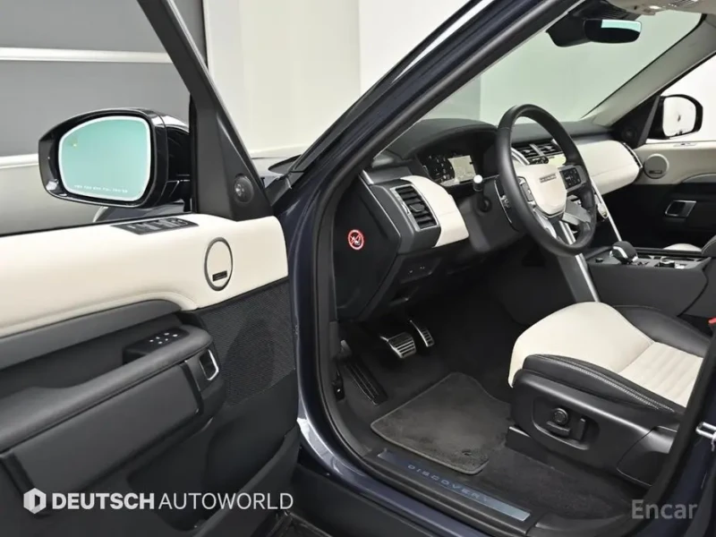 2025 Land Rover Discovery с пробегом 14 836 км