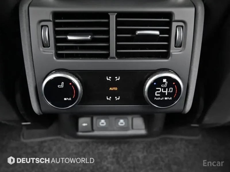 2025 Land Rover Discovery с пробегом 14 836 км