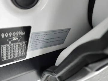 2017 Land Rover Range Rover Velar с пробегом 131 698 км