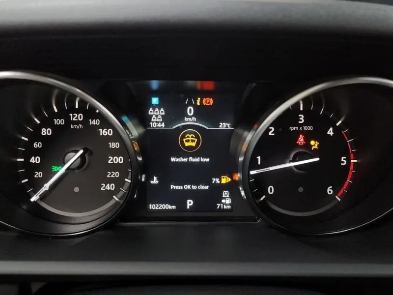 2019 Land Rover Discovery с пробегом 102 200 км