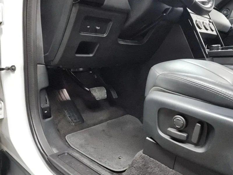 2019 Land Rover Discovery с пробегом 102 200 км