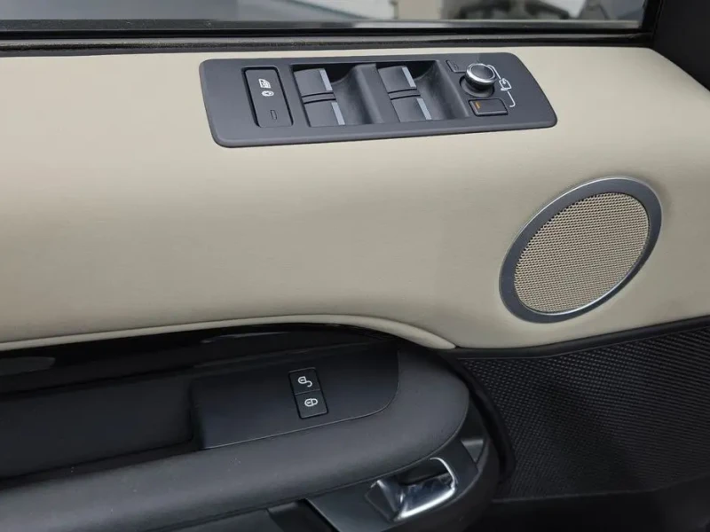 2019 Land Rover Discovery с пробегом 65 784 км