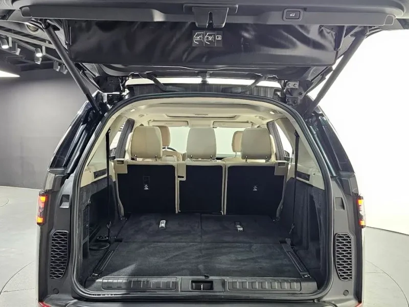 2019 Land Rover Discovery с пробегом 65 784 км