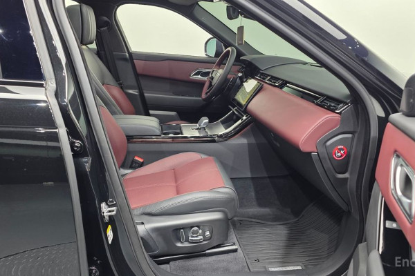 2025 Land Rover Range Rover Velar с пробегом 10 940 км