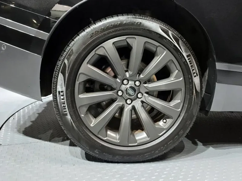 2019 Land Rover Range Rover Velar с пробегом 117 521 км