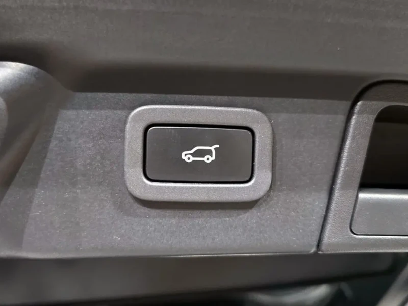 2019 Land Rover Range Rover Velar с пробегом 117 521 км