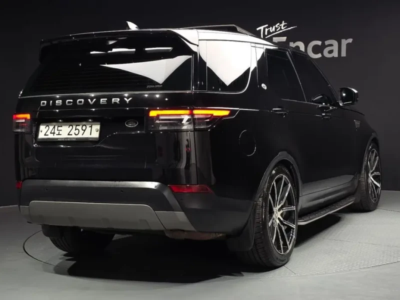2018 Land Rover Discovery с пробегом 126 045 км