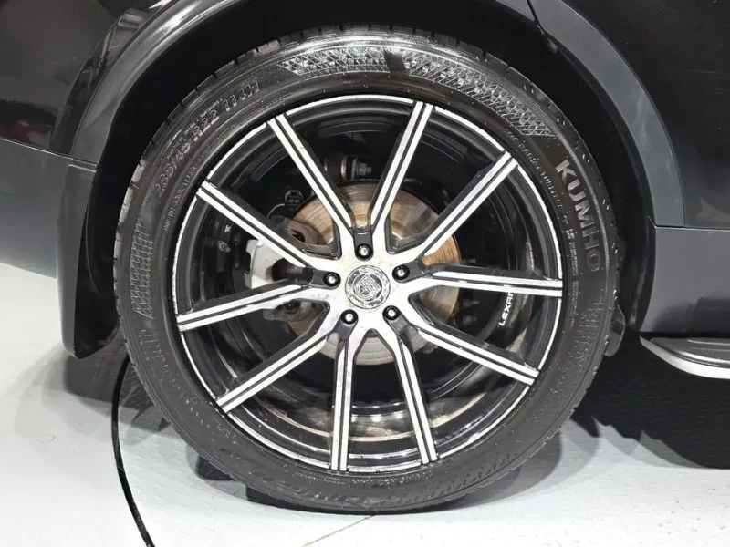 2018 Land Rover Discovery с пробегом 126 045 км