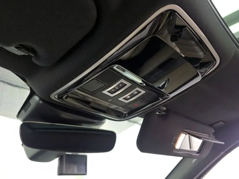 2018 Land Rover Range Rover Velar с пробегом 102 821 км
