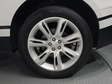 2017 Land Rover Range Rover Velar с пробегом 107 217 км