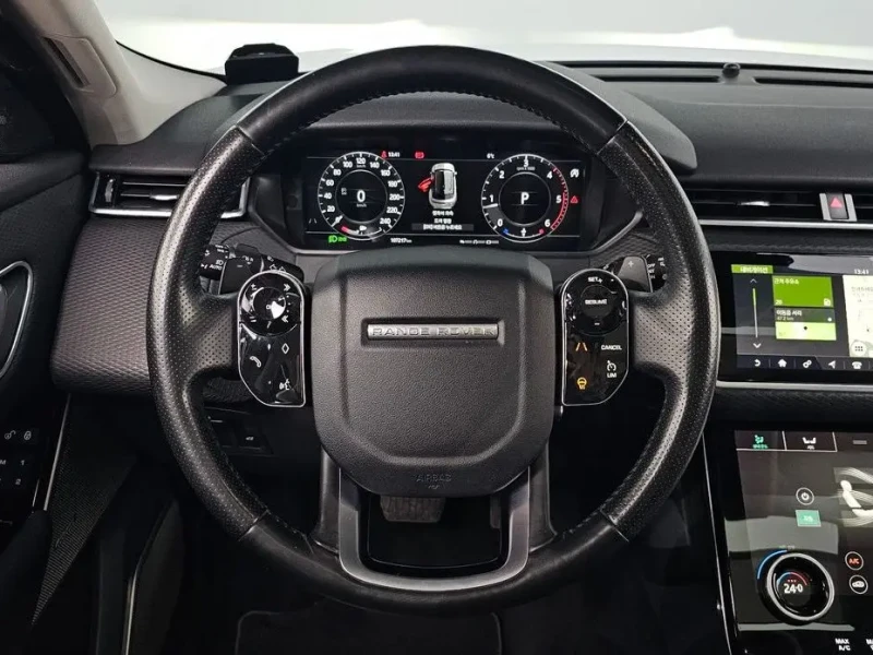 2017 Land Rover Range Rover Velar с пробегом 107 217 км