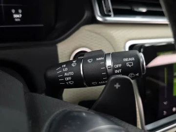 2017 Land Rover Range Rover Velar с пробегом 108 976 км