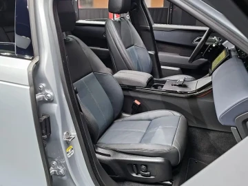 2024 Land Rover Range Rover Velar с пробегом 12 302 км