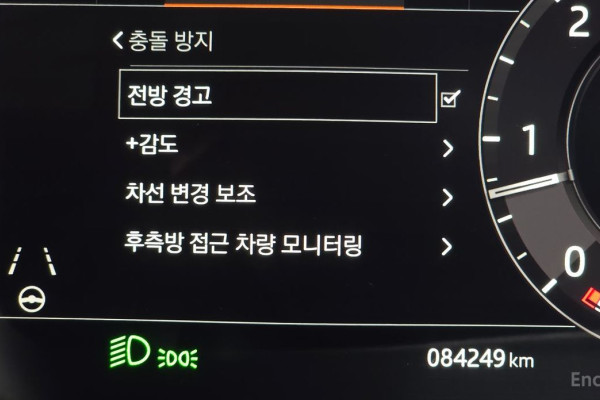 2019 Land Rover Range Rover Velar с пробегом 84 249 км