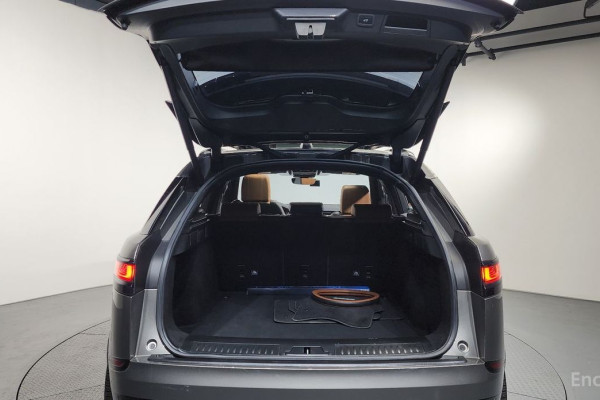 2019 Land Rover Range Rover Velar с пробегом 146 216 км