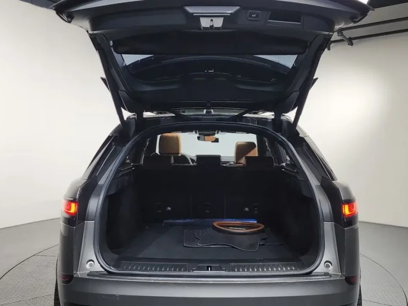 2019 Land Rover Range Rover Velar с пробегом 146 216 км