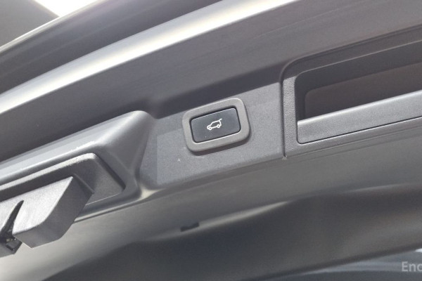 2019 Land Rover Range Rover Velar с пробегом 146 216 км