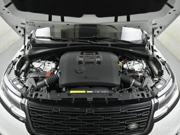 2025 Land Rover Range Rover Velar с пробегом 842 км