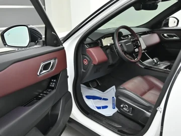 2025 Land Rover Range Rover Velar с пробегом 842 км