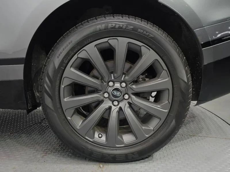 2017 Land Rover Range Rover Velar с пробегом 147 081 км