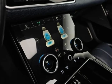 2017 Land Rover Range Rover Velar с пробегом 147 081 км