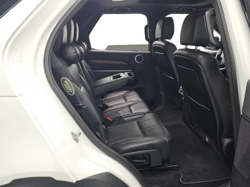 2017 Land Rover Discovery с пробегом 107 158 км