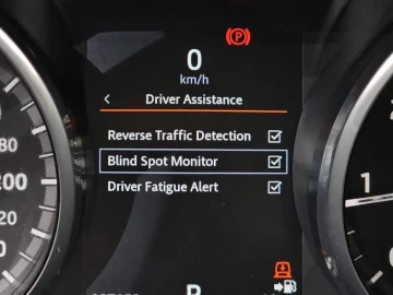 2017 Land Rover Discovery с пробегом 107 158 км