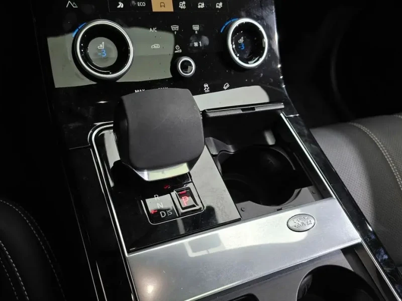 2022 Land Rover Range Rover Velar с пробегом 21 562 км