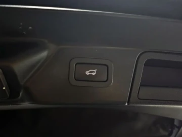 2017 Land Rover Range Rover Velar с пробегом 172 648 км