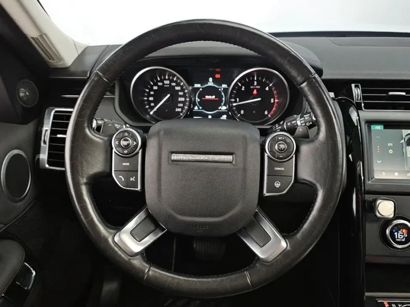 2018 Land Rover Discovery с пробегом 83 521 км