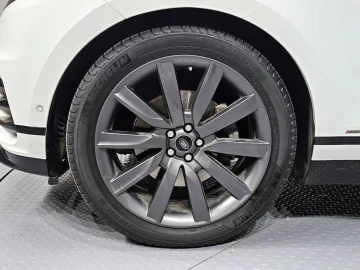 2020 Land Rover Range Rover Velar с пробегом 47 968 км