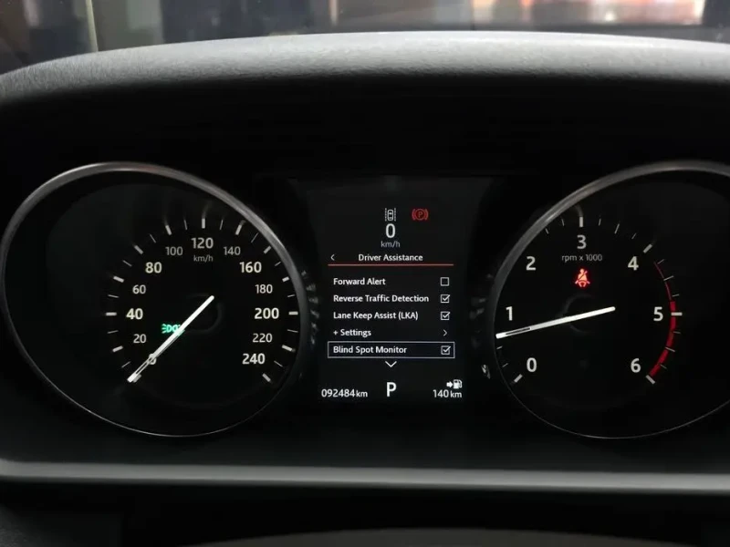 2017 Land Rover Discovery с пробегом 92 484 км
