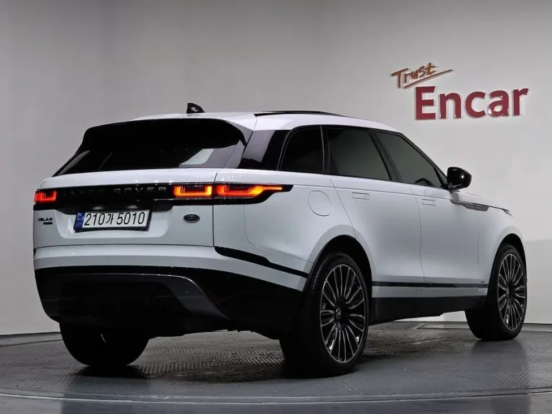 2017 Land Rover Range Rover Velar с пробегом 110 895 км